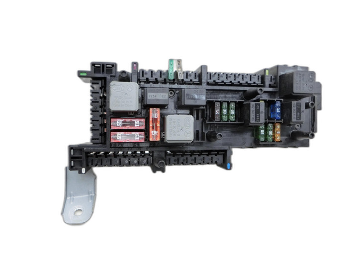 Mercedes S204 W204 C320 07-14 CDI 3,0 165KW Sicherungskasten Zentralelektrik  - Bild 1