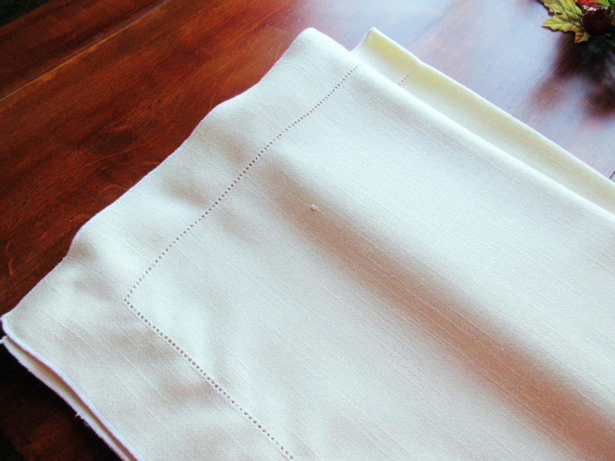 Soft Textured Linen Blend 110