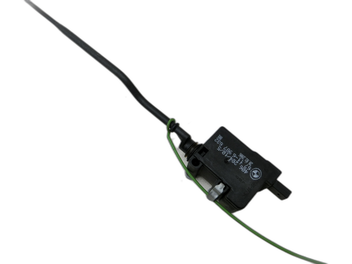 Tank Cap adjusting motor damper for BMW E91 3er 320i 06-08 - Bild 1