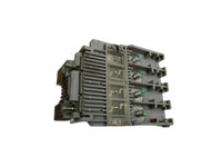 Mitsubishi Outlander III 12-15 Relais Sicherungen Batterieklemme Mitsubishi Outlander III 12-15 22.09.2015 gebraucht Vorschau 1