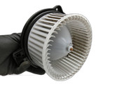 Mazda 3 BM 13-17 Gebläsemotor Lüftermotor Heizungsgebläse Mazda 3 BM 13-17 19.11.2013 872700-0702 HB111D651-02 gebraucht Vorschau 1