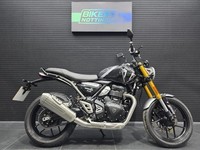 Triumph Speed 400 2024 **757 miles only!**