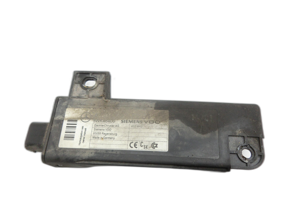 Mercedes R320 W251 06-10 Antenne Empfänger für Reifendruckkontrolle  - Bild 1