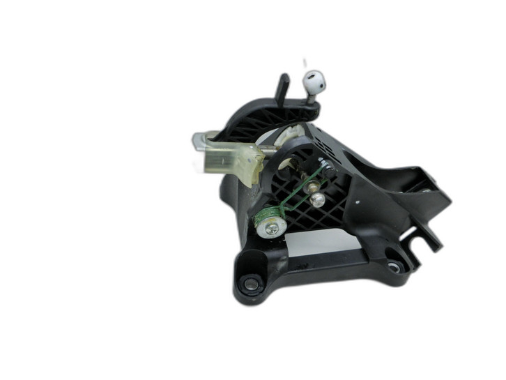 Toyota Auris ZW E150 10-12 1,3 73KW Schaltkulisse Schalthebel  - Bild 1