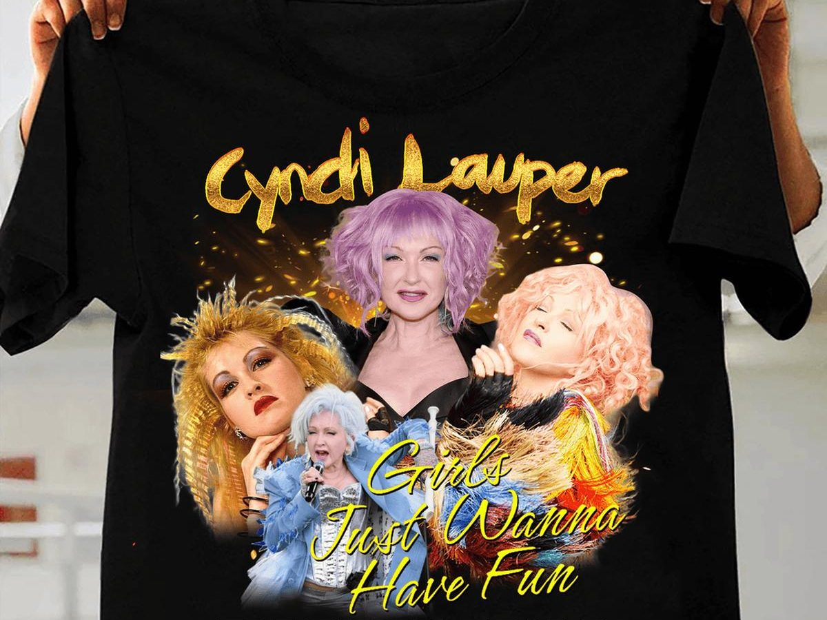 CYNDI LAUPER シンディローパー 2025 Tシャツ　Mサイズ 予約商品】 CYNDI LAUPER シンディローパー - SHES SO UNUSUAL
