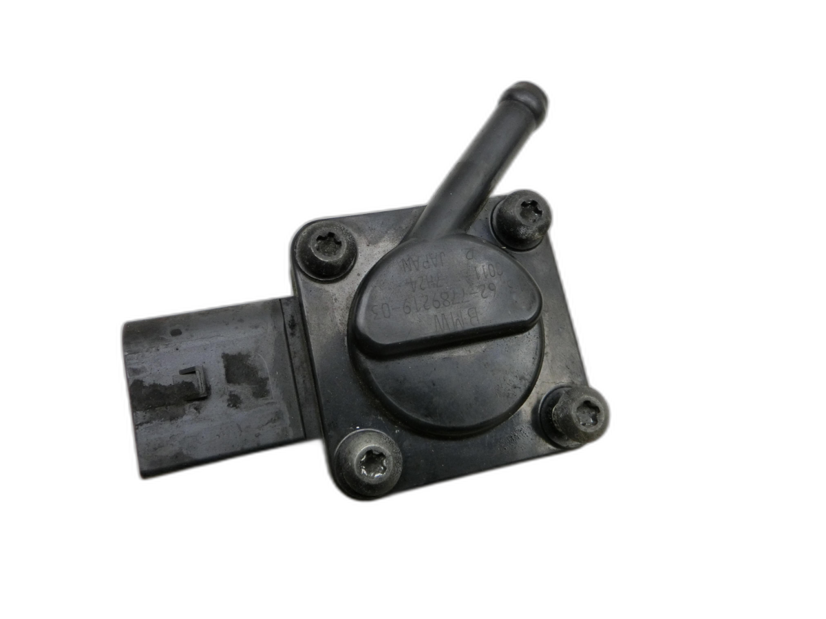 BMW E61 525d 04-07 2,5d 130KW M57/TU 256D2 Differenzdrucksensor  - Bild 1