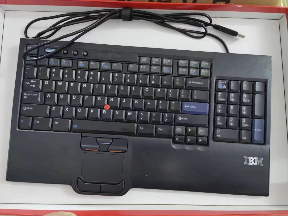 IBM ThinkPad キーボード SK-8835 Original Lenovo IBM SK-8835 USB Wired Keyboard With Trackpad