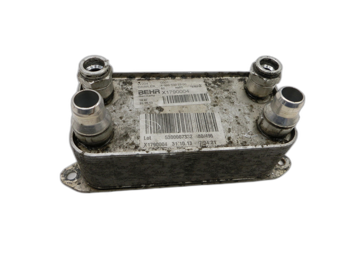 Mercedes CLS 250 C218 11-14 CDI 2,2 150KW Ölkühler  - Bild 1