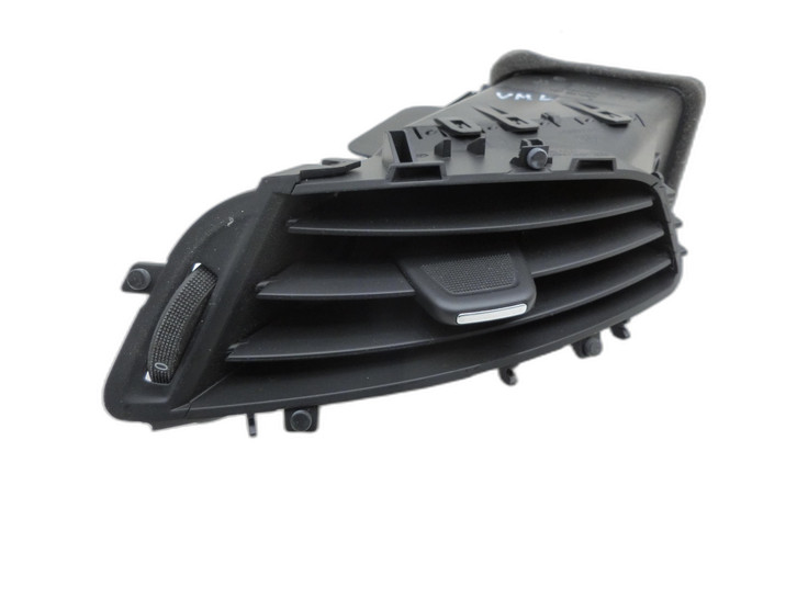 Opel Zafira C 11-16 Luftdusche Luftdüse Mitte Links  - Bild 1