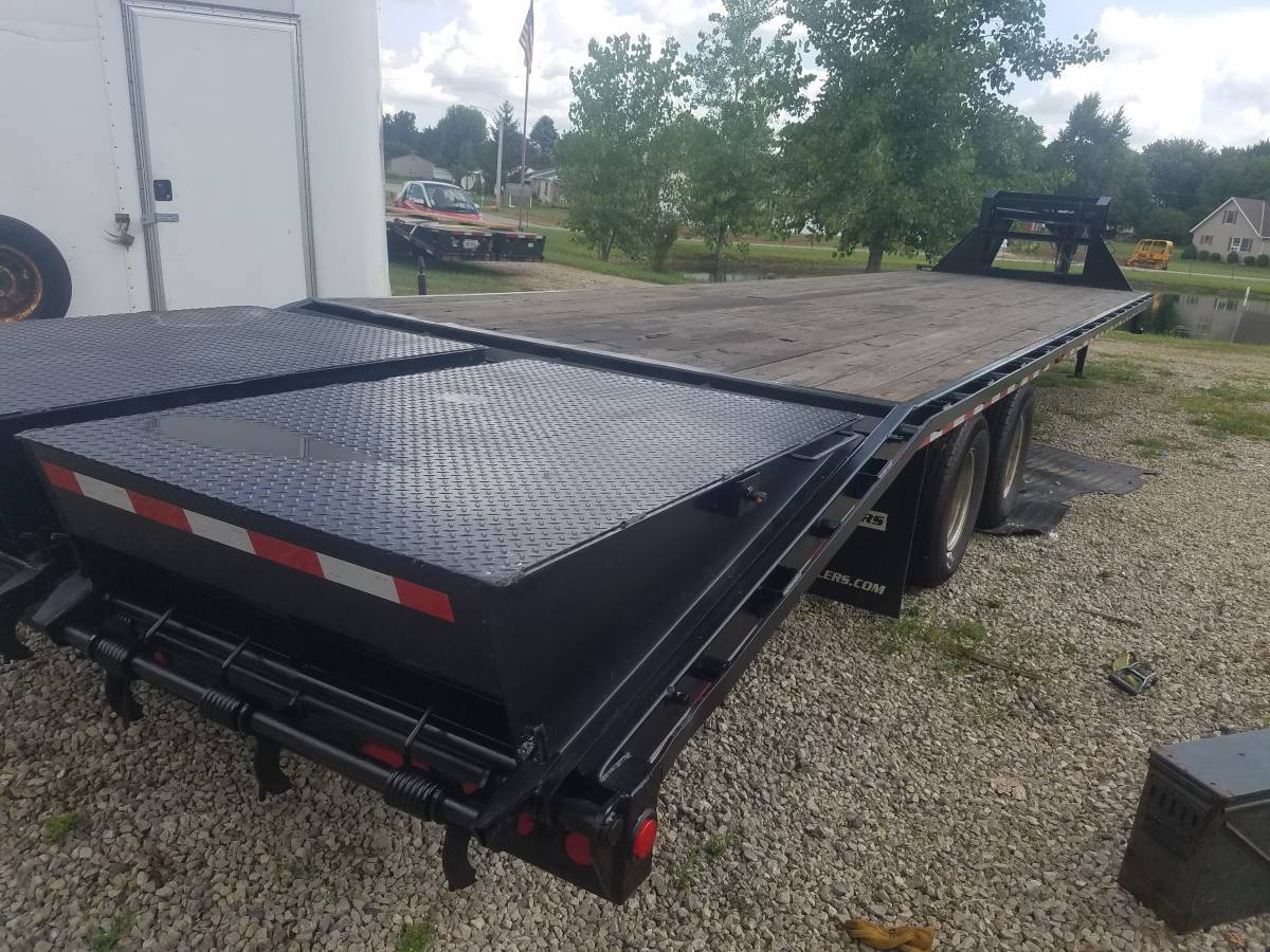 2016 PJ 102 x 35' deck  FD352 Gooseneck Trailer  43' overall 25,000 GVWR
