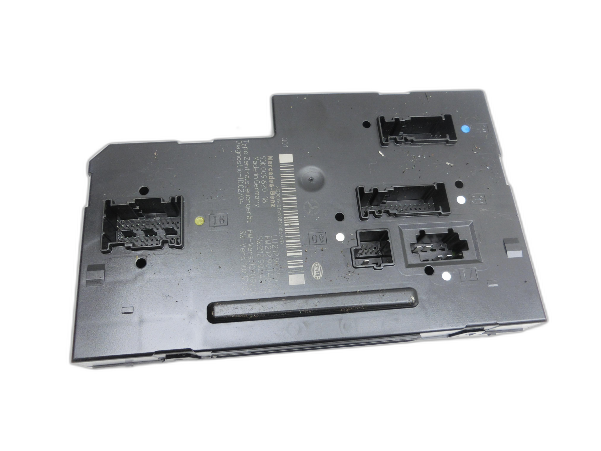 Mercedes A207 C207 E250 11-13 Mercedes W246 11-16 180 CDI 80KW Steuergerät ECU Modul Hinten SAM SG  - Bild 1