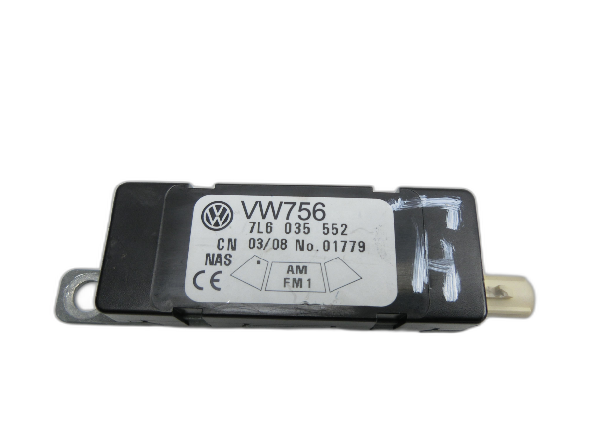 VW Touareg 7L 06-10 Antennenverstärker Weiche Antenne Links Hinten  - Bild 1