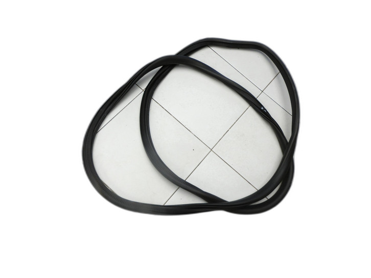 Opel Crossland X P17 17-20  Dichtung für Rahmen Tür Rechts Vorne  - Bild 1