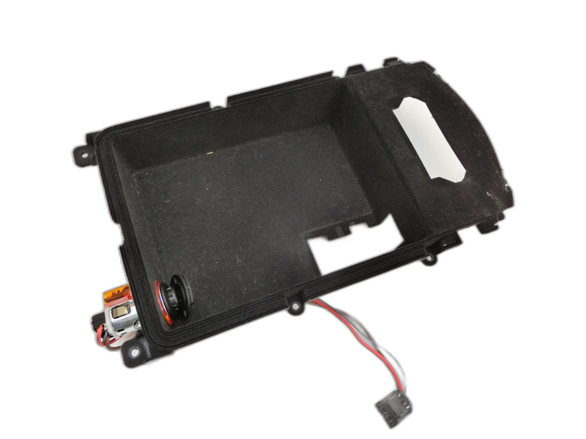 Audi A6 4G C7 Allroad 12-14 TDI 3,0 230KW Innenverkleidung für Ablagefach Mittelkonsole mit 12V Steckdose - Bild 1