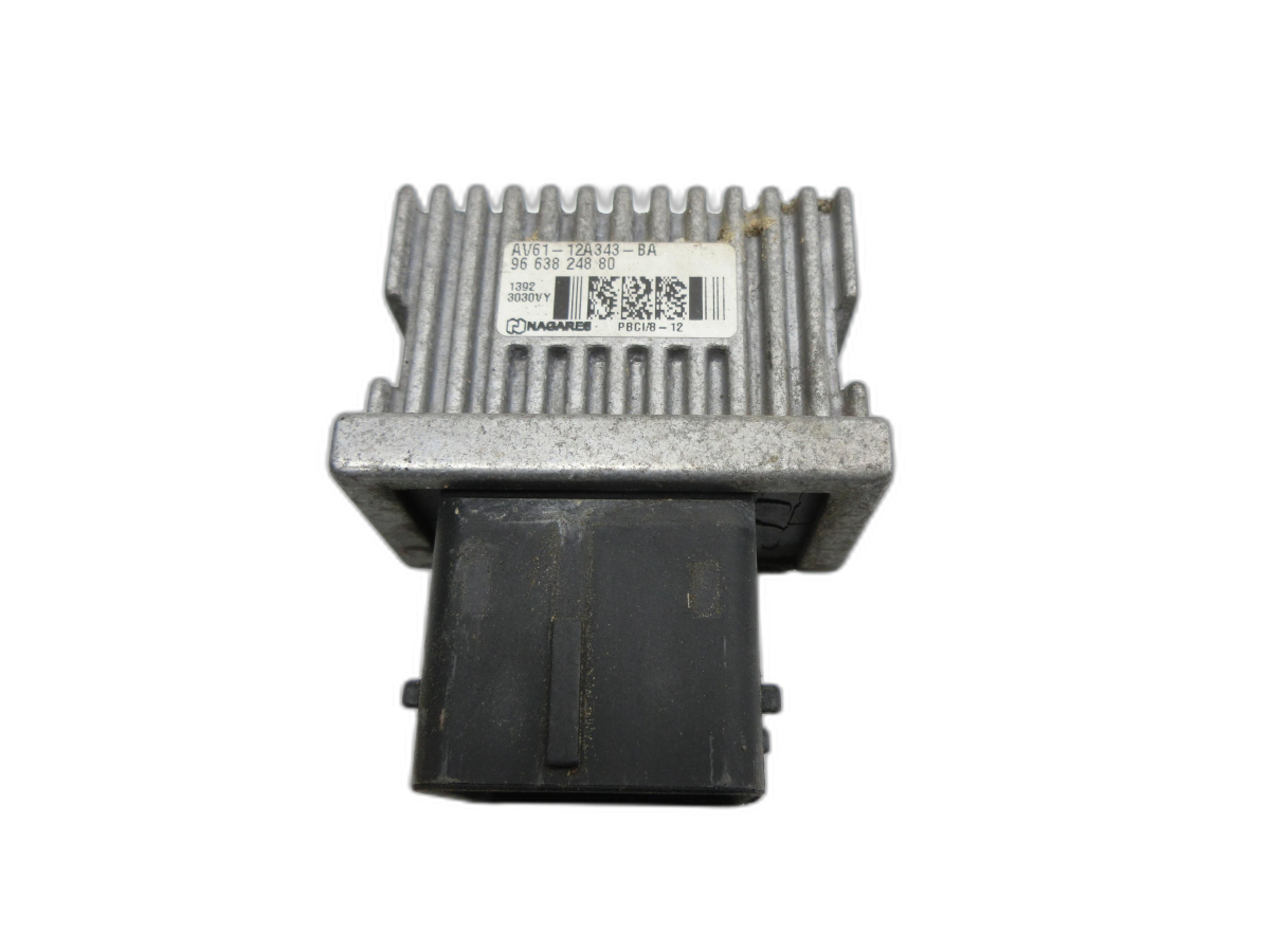 Range Rover Evoque  2,2D 140KW Relais Vorglührelais Glühanlage  - Bild 1