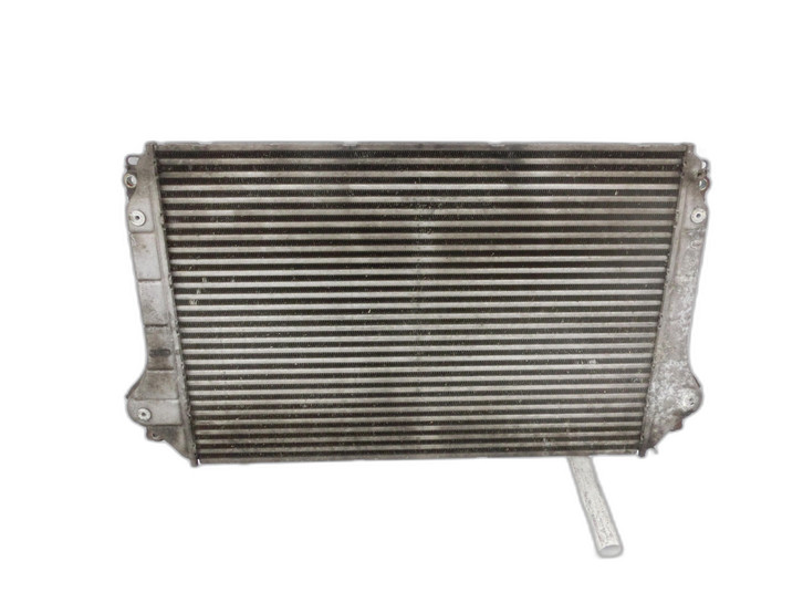 Toyota Avensis T25 06-08 2,2d 130KW Ladeluftkühler Kühler  - Bild 1