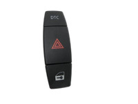 BMW E81 1er 120d 07-12 Warnblinkschalter Schalter DTC ZV BMW E81 1er 120d 07-12 26.10.2007 9196712 61319196712... Vorschau 1