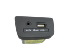Hyundai I30 GD 15-17 USB AUX Buchse Anschluss Hyundai I30 GD 15-17 08.07.2015 96120A5100 96120-A5100 gebraucht Vorschau 1