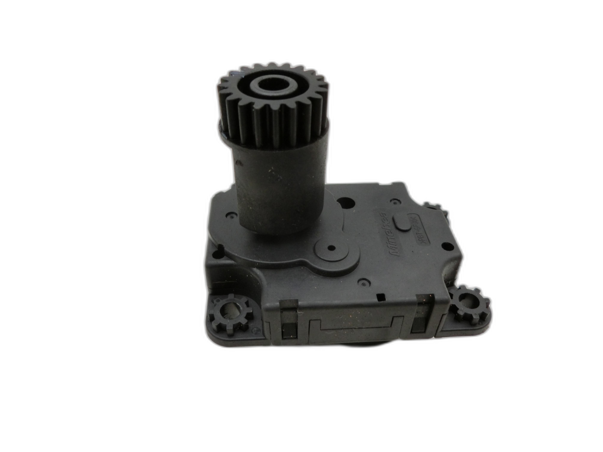 Opel Crossland X P17 17-20 Luftklappenstellmotor Stellmotor  - Bild 1