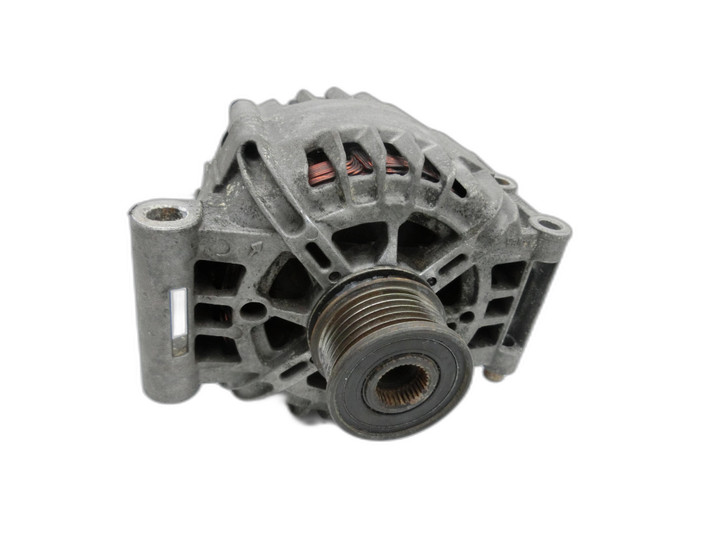 Peugeot 5008 I T87 09-13 1,5 115KW Lichtmaschine Generator  - Bild 1