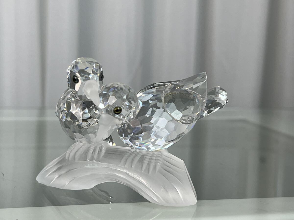 Swarovski Figurine 117895 Doves / Turtle Doves 9cm. Excellent