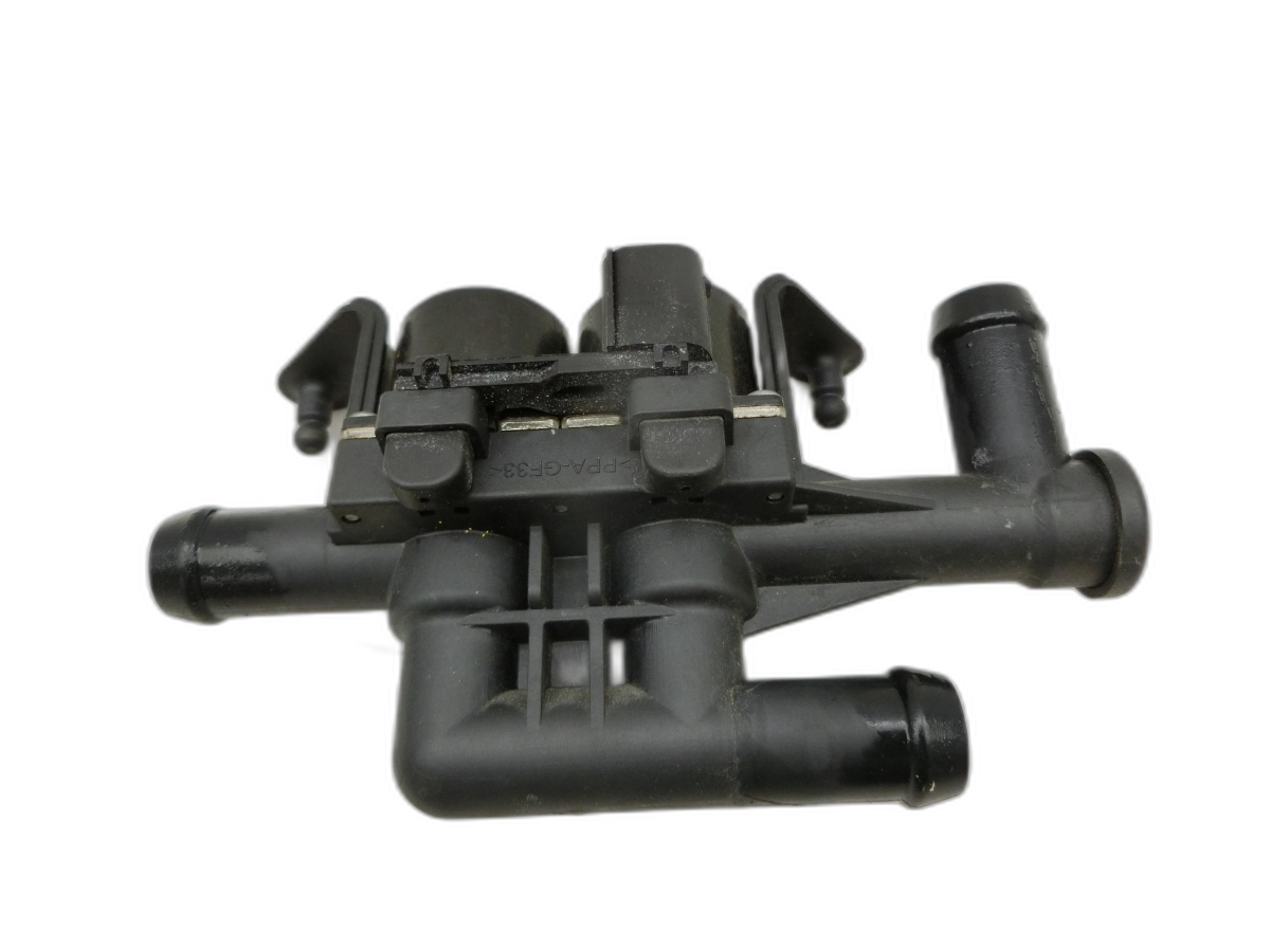 BMW F01 F04 7er AH7 08-12 Hybrid 4,4 330KW Wasserventil Ventil Heizung  - Bild 1