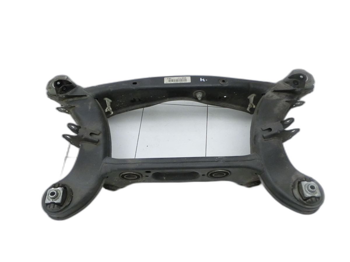 Mercedes W212 E200 13-16 Lim Hinterachse Achse Achsträger  - Bild 1