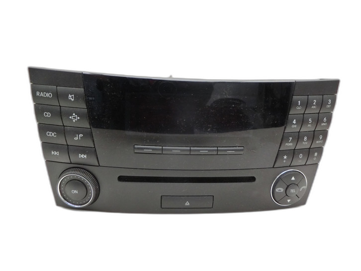 Mercedes S211 W211 E270 02-06 Command BE7023 High Headunit Navigationssystem Navi  - Bild 1