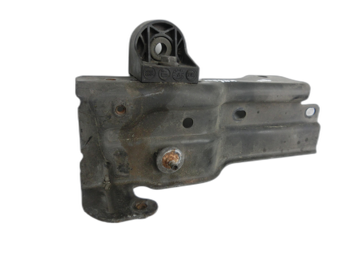 Fiat Ducato Boxer 250 14-23 L2H2 Halter Träger Aufnahme Führung für Stoßstange und Kühler Rechts Vorne  - Bild 1