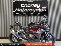 QJMOTOR SRK-125R  LEARNER LEGAL SPORTS BIKE