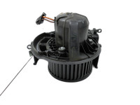 BMW X5 35d E70 06-10 Gebläsemotor Lüftermotor Heizungsgebläse BMW X5 35d E70 06-10 16.06.2009 9245849 64119245849... Vorschau 1