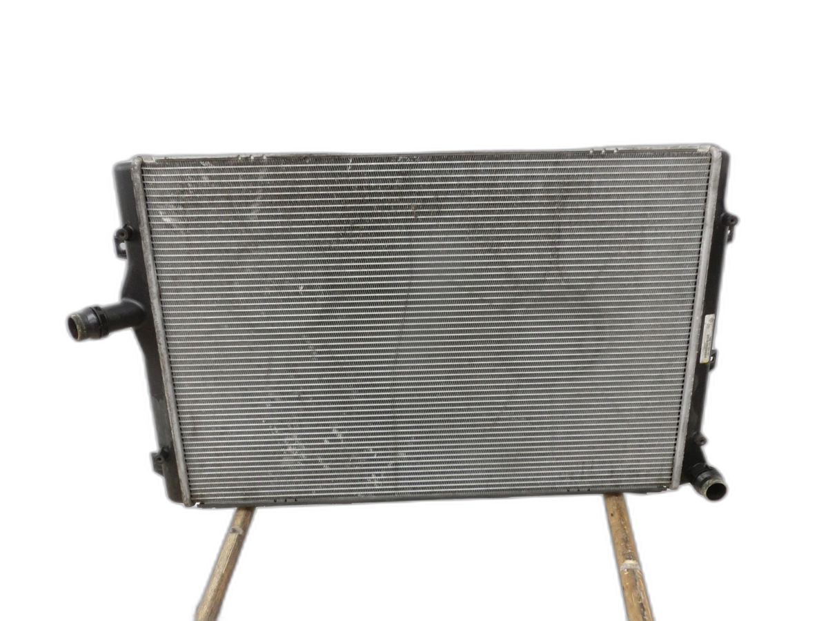 VW Golf 5K 6 VI 08-12 TDI 2,0 103KW Wasserkühler Kühler  - Bild 1
