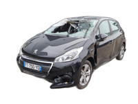 Peugeot 208 I 15-19 Blende Einbaurahmen Peugeot 208 I 15-19 01.12.2015 9672846477 gebraucht Vorschau 7
