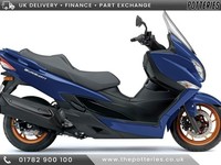 Suzuki Burgman 400 2025 ALL COLOURS AVAILABLE