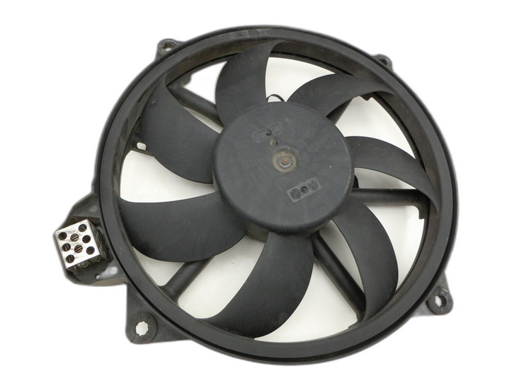 Renault Scenic III 09-12 1,4 TCE 130 96KW Lüfter Ventilator f. Kühler Renault Scenic III 09-12 06.10.2011... Bild 1