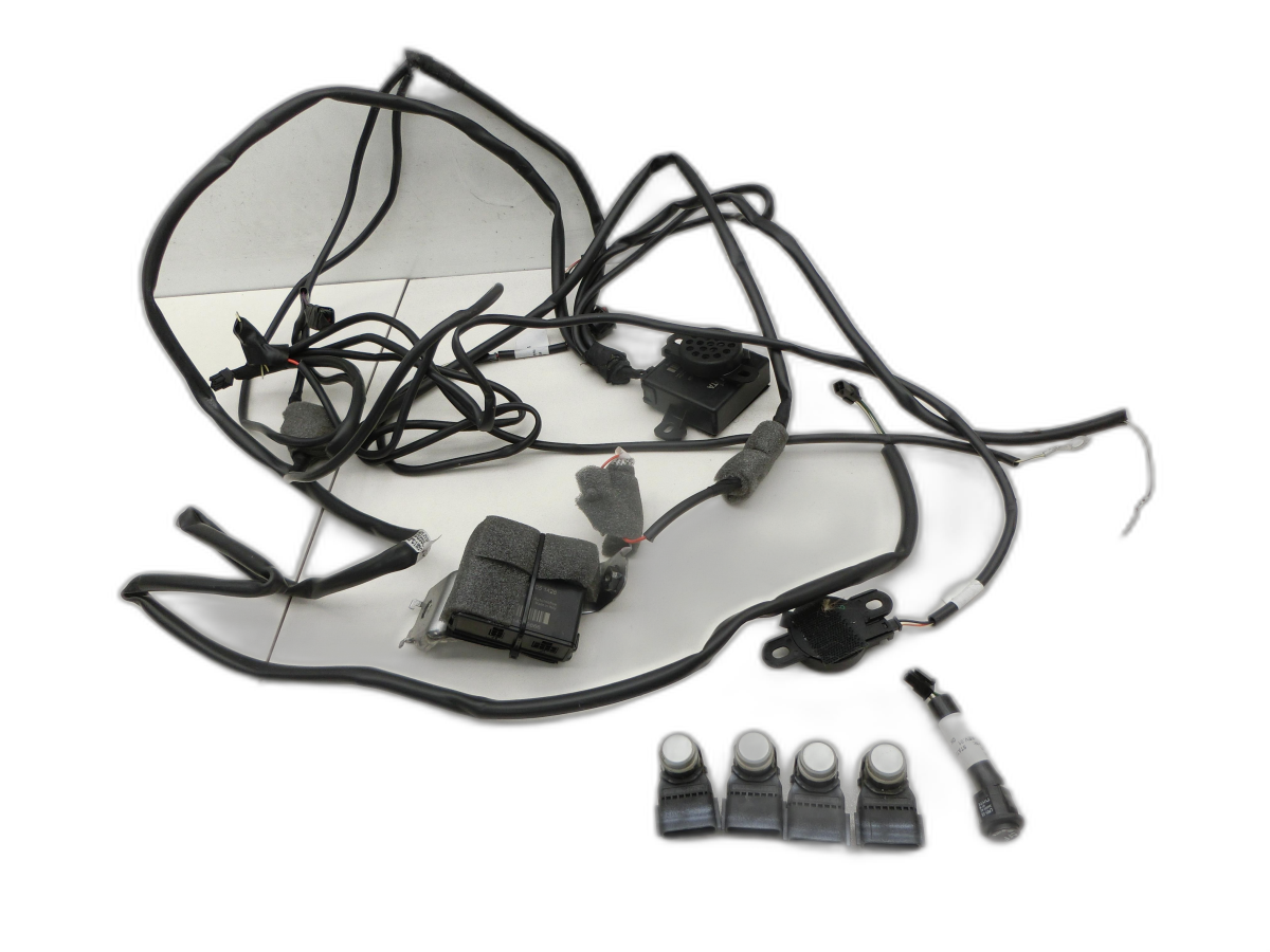Toyota Corolla E21 19-23 PDCs Set mit Kabelbaum Piepser und Steuergerät nur hinterer Teil  - Bild 1