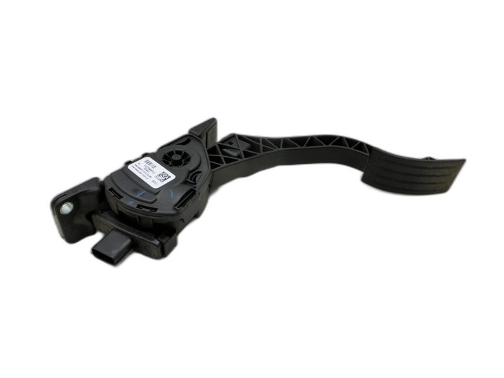 Ford Kuga II 13-16 2,0 132KW Gaswertgeber Gaspedal Ford Kuga II 13-16 12.08.2016 F1DC-9F836-AA 6PV010368-84 gebraucht Bild 1