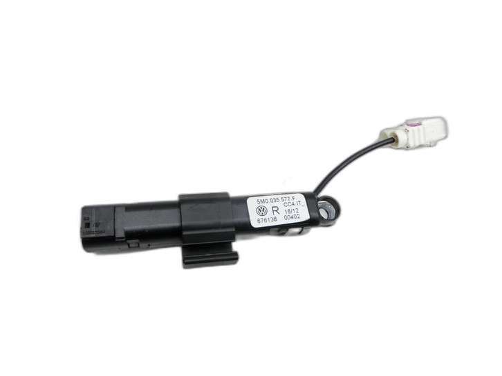 VW Golf Plus 5M 08-14 Antenneverstärker Entstörfilter Orig. Blaupunkt VW Golf Plus 5M 08-14 30.05.2012 5M0035577F... Bild 1