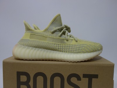 YEEZY BOOST 350 V2 Glow EG5293 Facebook