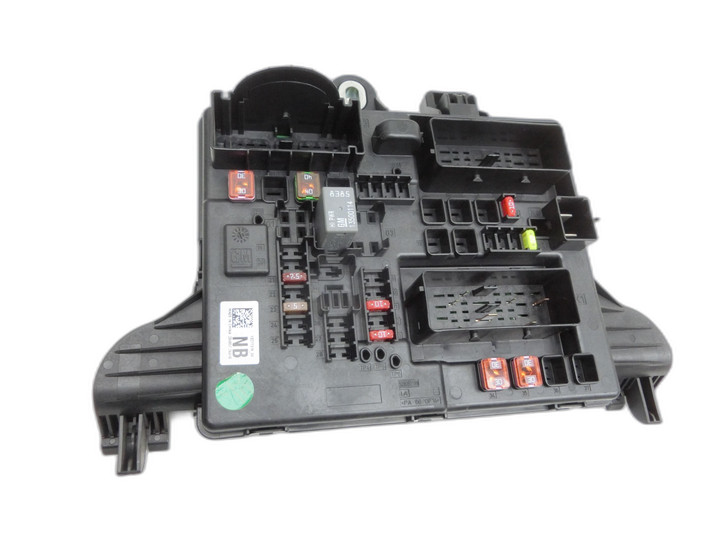 Opel Insignia A G09 08-13 CDTi 2,0 118KW Sicherungskasten Zentralelektrik Relais Hinten Opel Insignia A G09 08-13... Bild 1