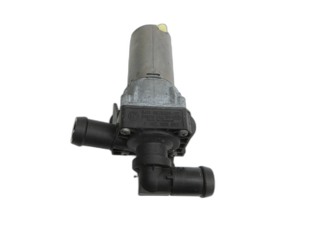 BMW E81 1er 120d 07-11 2,0d 130KW Umwelzpumpe Heizung Pumpe Zusatzpumpe  - Bild 1