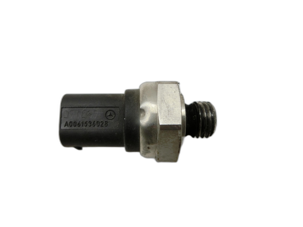 Mercedes W164 ML420 05-09 CDI 4,0 225KW Railsensor Drucksensor  - Bild 1