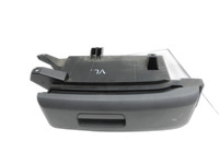 VW Touran 1T3 10-15 TDI 2,0 103KW Ablagefach Unterbaufach Fach Sitz Links Vorne VW Touran 1T3 10-15 19.12.2012... Vorschau 1