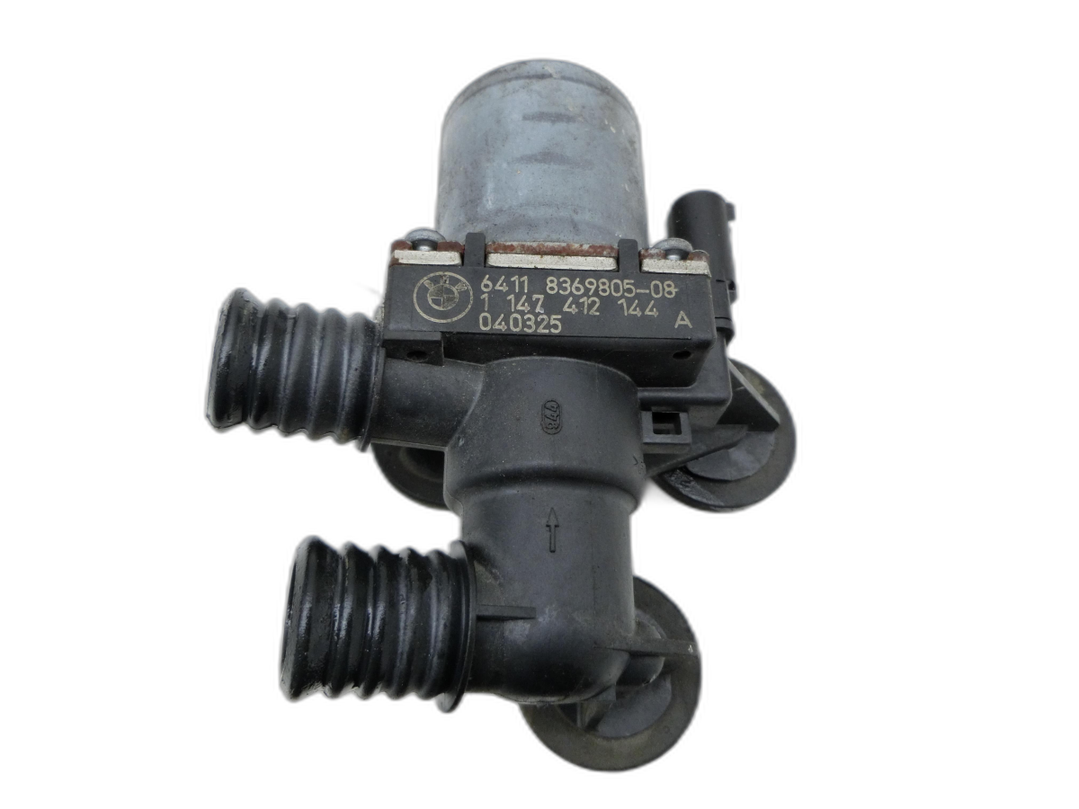 BMW X3 E83 03-06 3,0i 170KW Wasserventil Ventil Heizung  - Bild 1