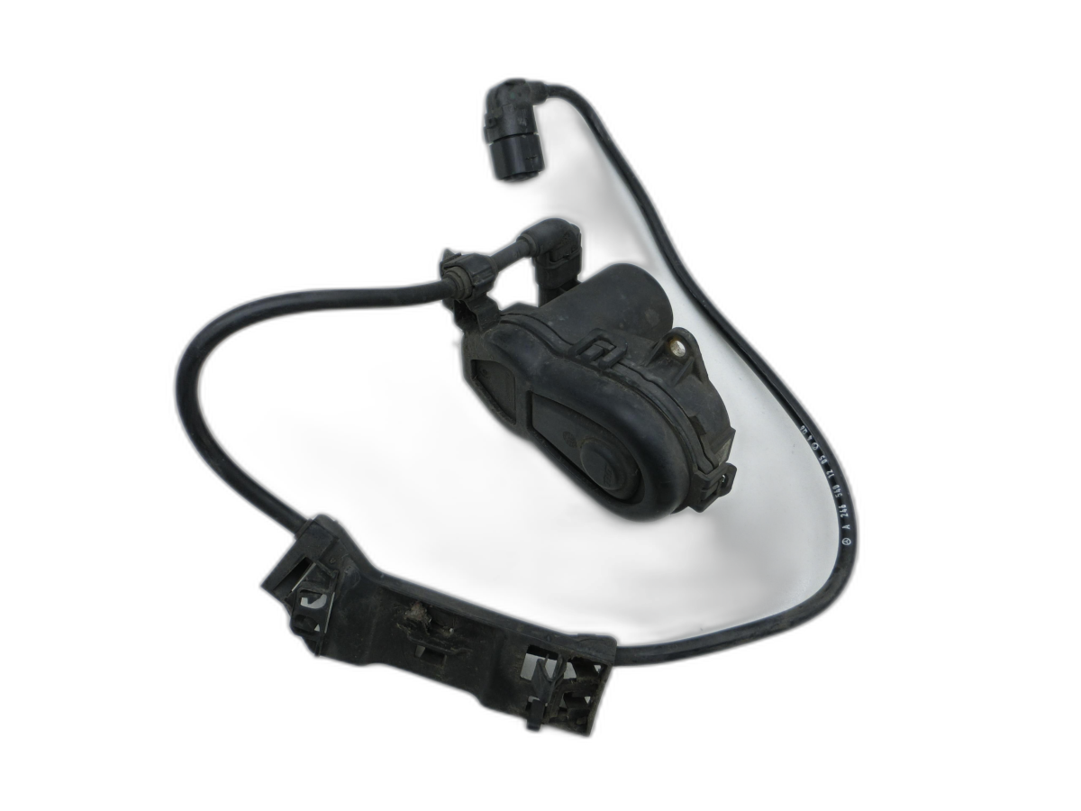 Mercedes CLA 180 C117 13-19 Stellmotor Acutator für Elektr. Feststellbremse Bremssattel Links Hinten  - Bild 1