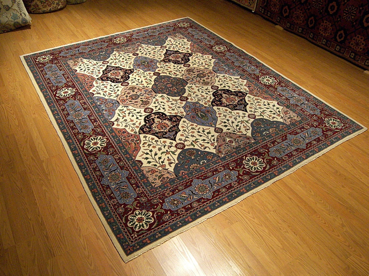8x10 Hand Knotted High Quality Wool & Silk Pak Tabrizz Rug - Excellent Condition
