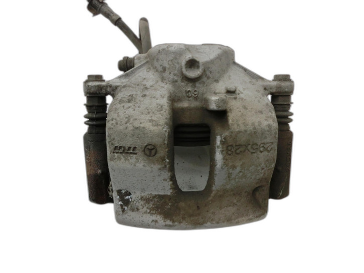 Mercedes C207 E200 13-17 2,0 135KW Bremssattel Bremszange 295x28 Vorne Links  - Bild 1