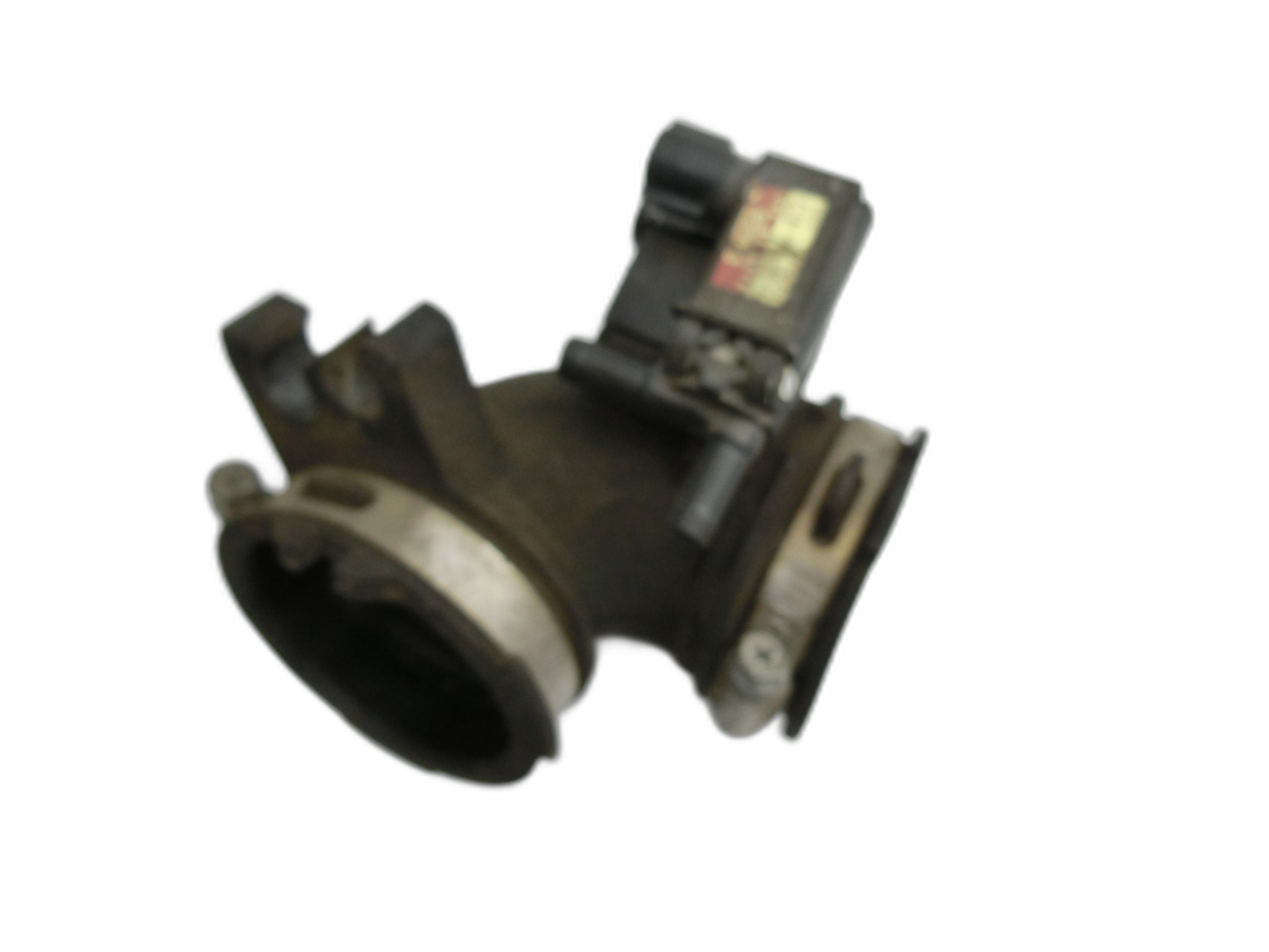 Impuesto Vacío Válvula Tubo flexible de aire sobrealimentación para Mazda 3 BL 09-11 - Bild 1