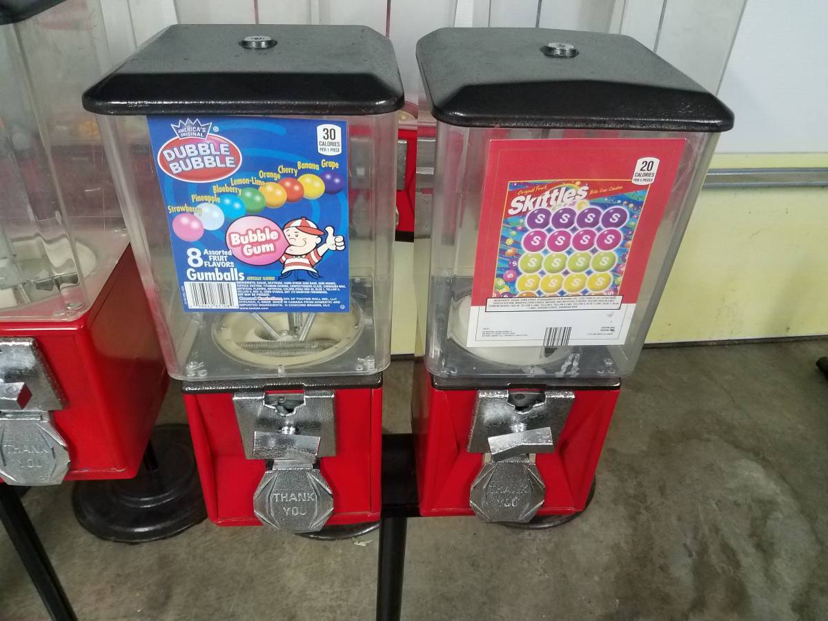 BIG lot of Gumball/Candy Machines and Vending Stands Northwestern, A&A