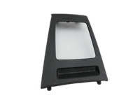 Opel Astra H 04-10 Blende Einbaurahmen für Mittelkonsole Opel Astra H 04-10 30.12.2009 gebraucht Vorschau 1